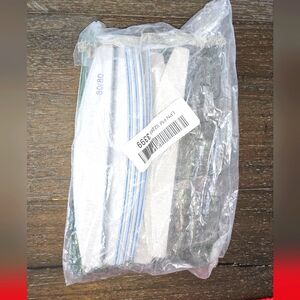 White and Blue Striped Nail 10-Files